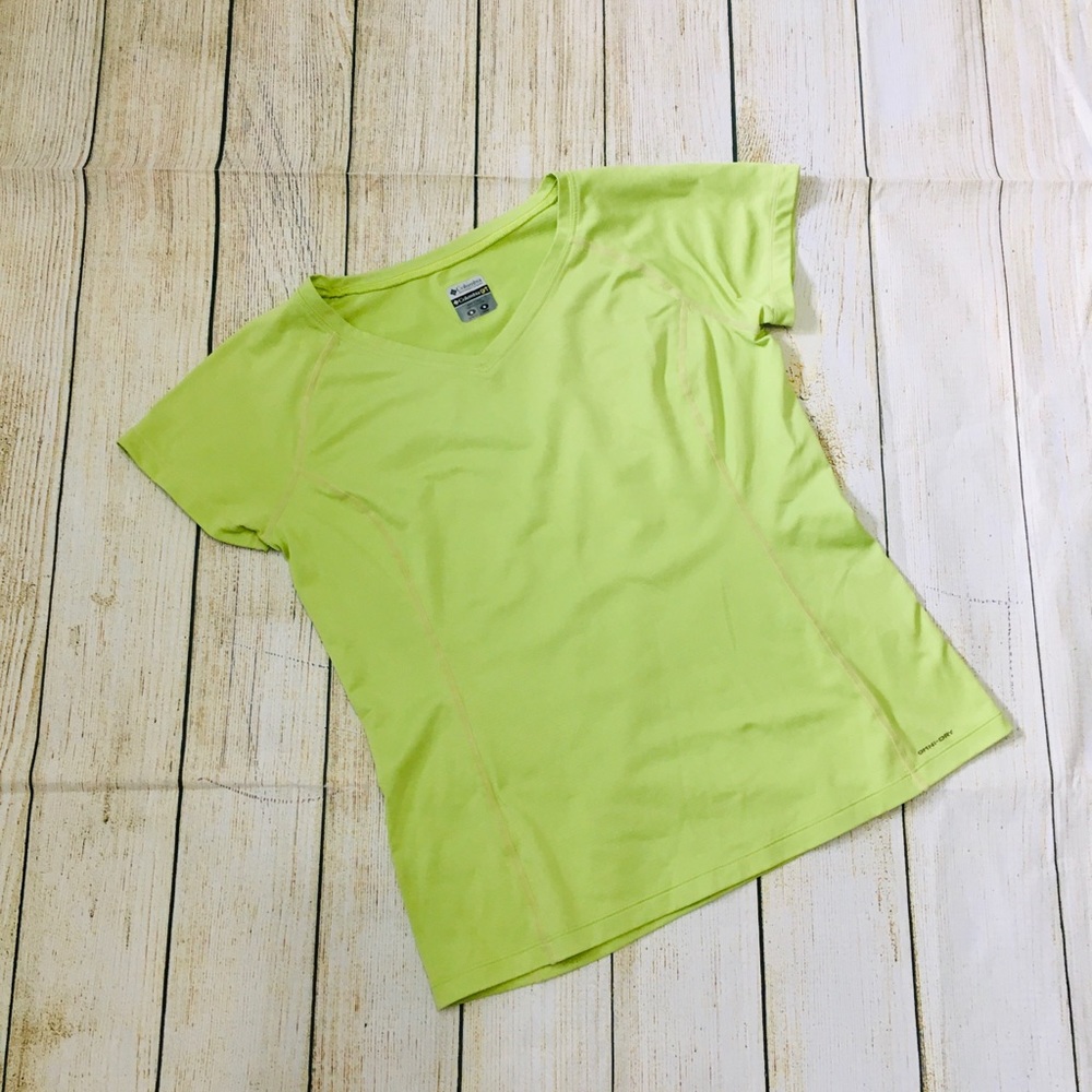 Columbia grt Shirt - Size M - EUC